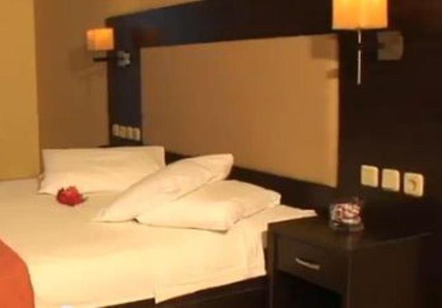 Hotel Denny'S Inn Alimos Eksteriør bilde